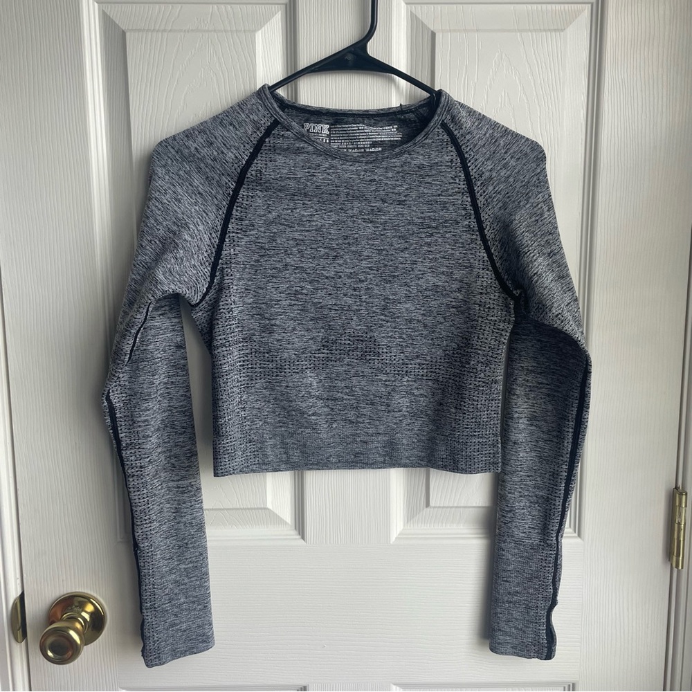 PINK Seamless Long Sleeve Crop Top